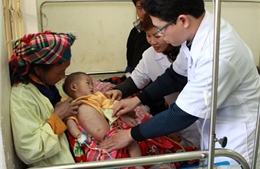 Cục trưởng Cục Y tế dự phòng: Vắc xin sởi phải được tiêm khi trẻ 9 tháng tuổi 